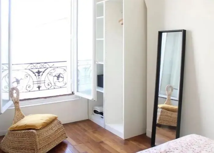 Charming & Cocooning Flat - Canal De L'ourq パンタン