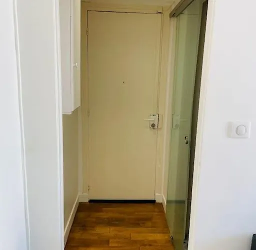 Charming & Cocooning Flat - Canal De L'ourq Lägenhet Pantin